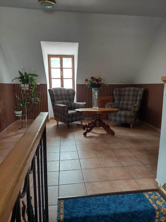 Hotel Salamander - Garni Banská Štiavnica Dış mekan fotoğraf