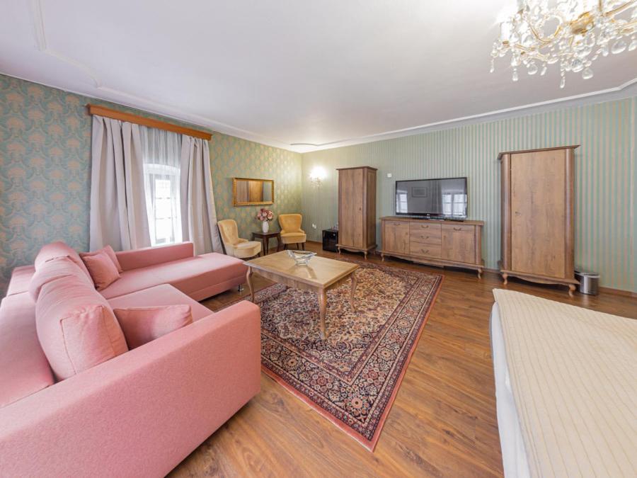 Hotel Salamander - Garni Banská Štiavnica Dış mekan fotoğraf