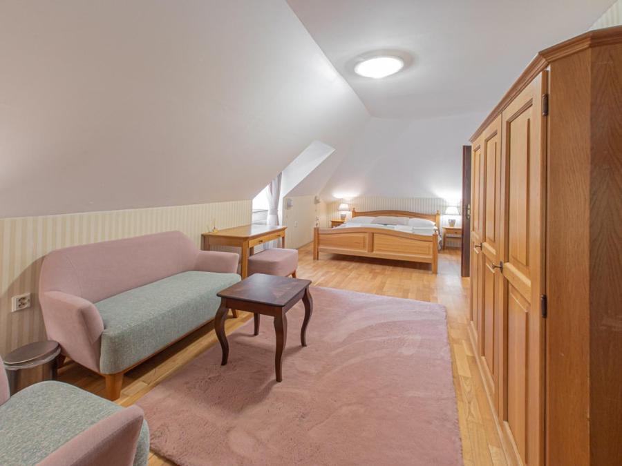 Hotel Salamander - Garni Banská Štiavnica Dış mekan fotoğraf