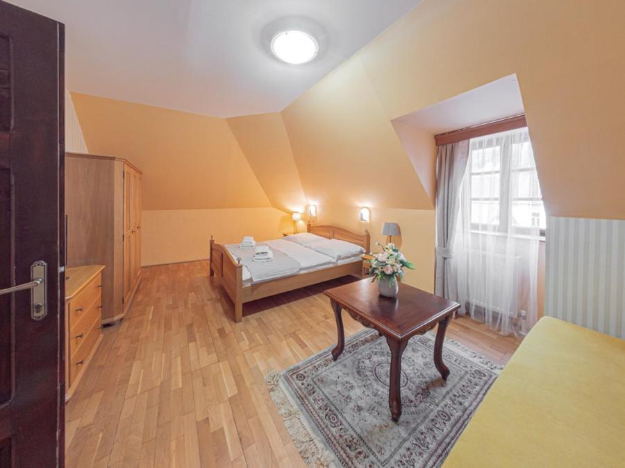 Hotel Salamander - Garni Banská Štiavnica Dış mekan fotoğraf